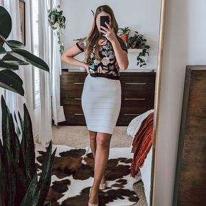 BCBGMaxAzria White 'Alexa' Bandage Skirt